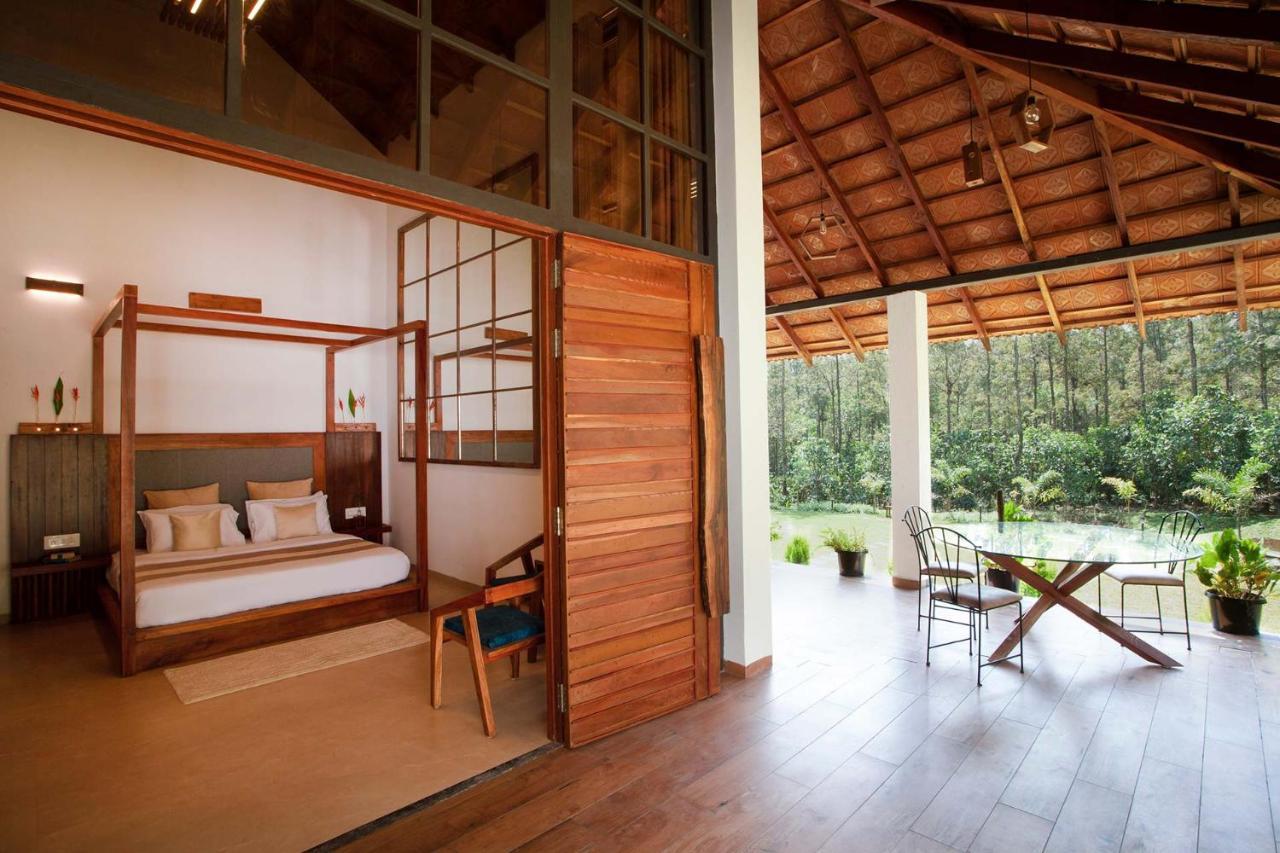 Stayvista At Cedar - Strelitzia 2Bhk With Breakfast And Jacuzzi Chikmagalur Exterior photo